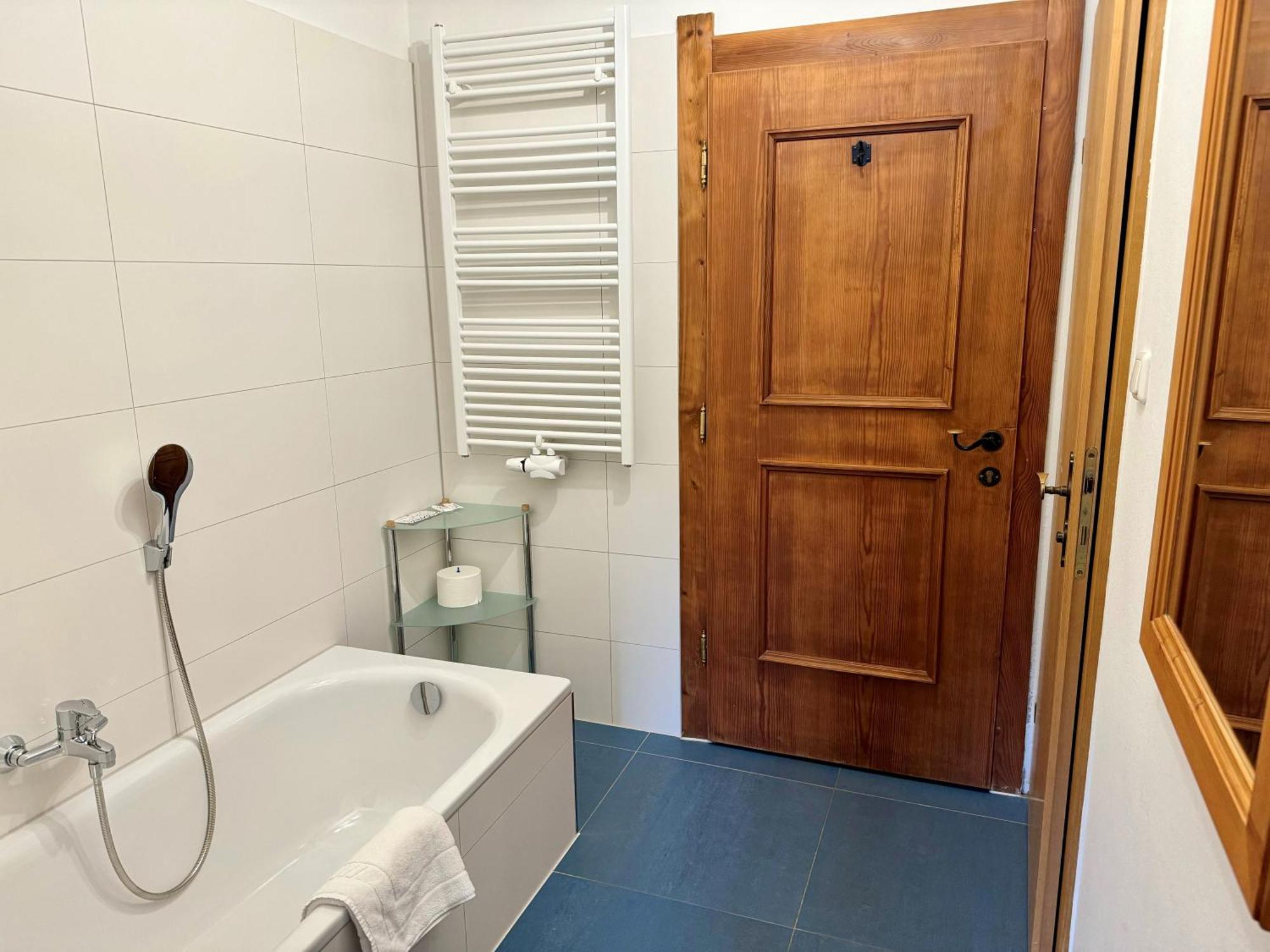 תיירזה Alpenlodge, Ferienwohnung 12 מראה חיצוני תמונה